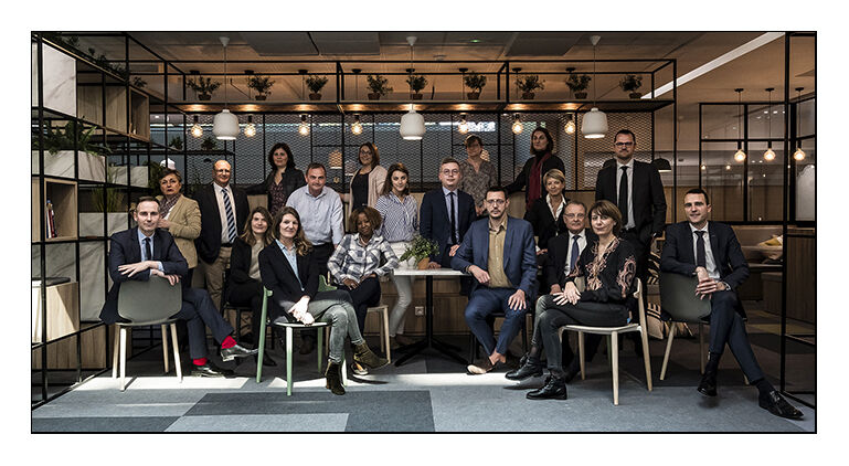 Équipe Caisse d'Epargne IDF - photo de groupe institutionnel