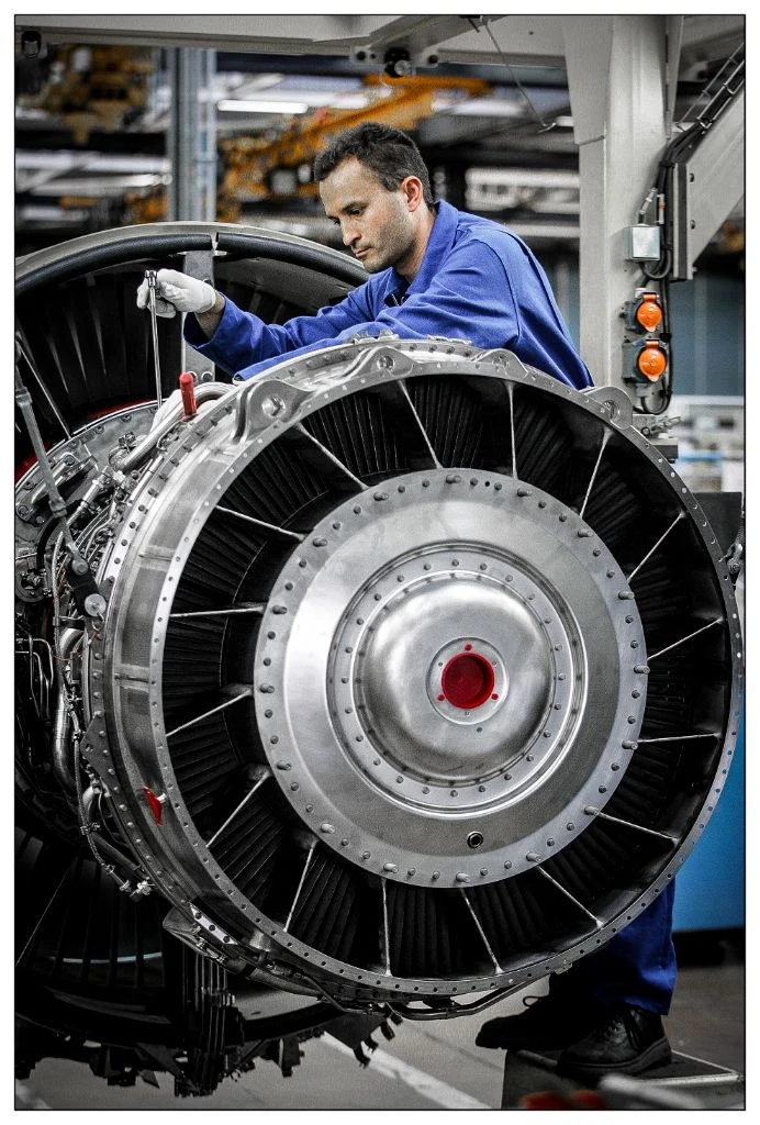 Turboréacteur en assemblage - photographie industrielle